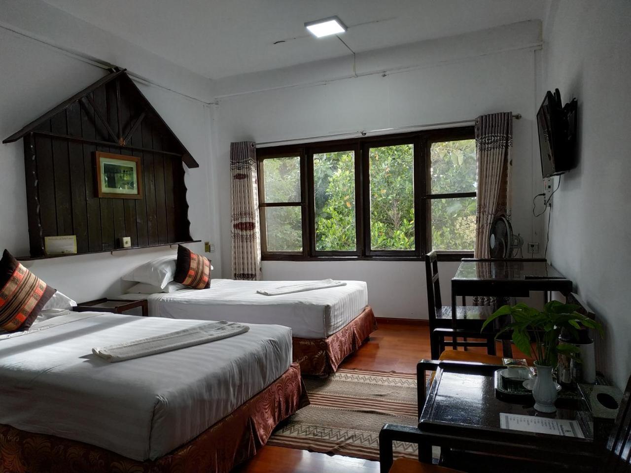 Remember Inn Nyaung Shwe Exterior photo